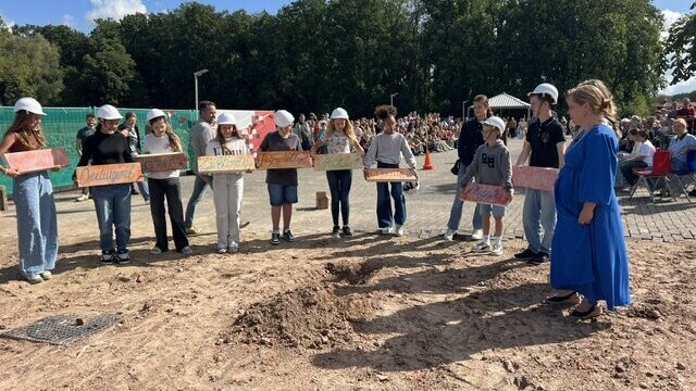 Start nieuwbouw Reynaertcollege - ©Omroep ZVL (3)
