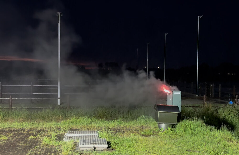 2026.05.17 Elektriciteitskast in brand in Kloosterzande.00_00_07_05.Still003.jpg