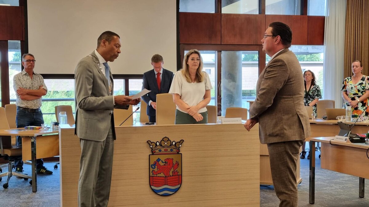 Beëdiging wethouder Jeroen de Buck (tnzn)