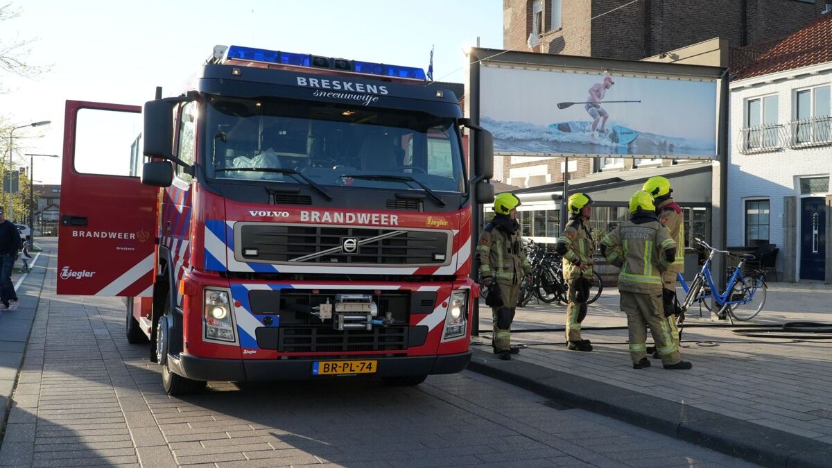 2026.04.29 Brand winkel Spuiplein Breskens_4.JPG