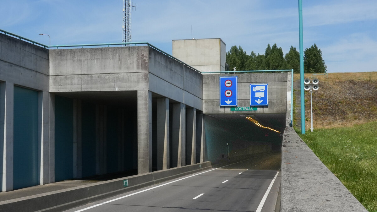 Archief_Westerscheldetunnel Ingang4