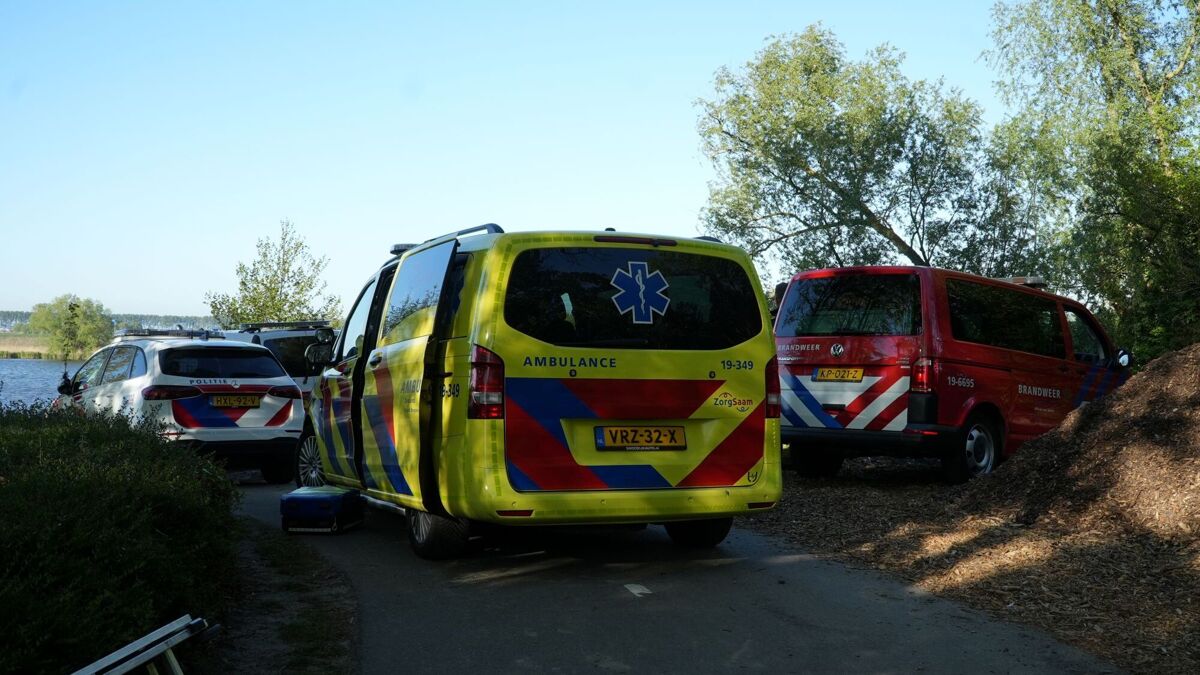 Inbreker probeert te vluchten, springt in kreek_1.JPG