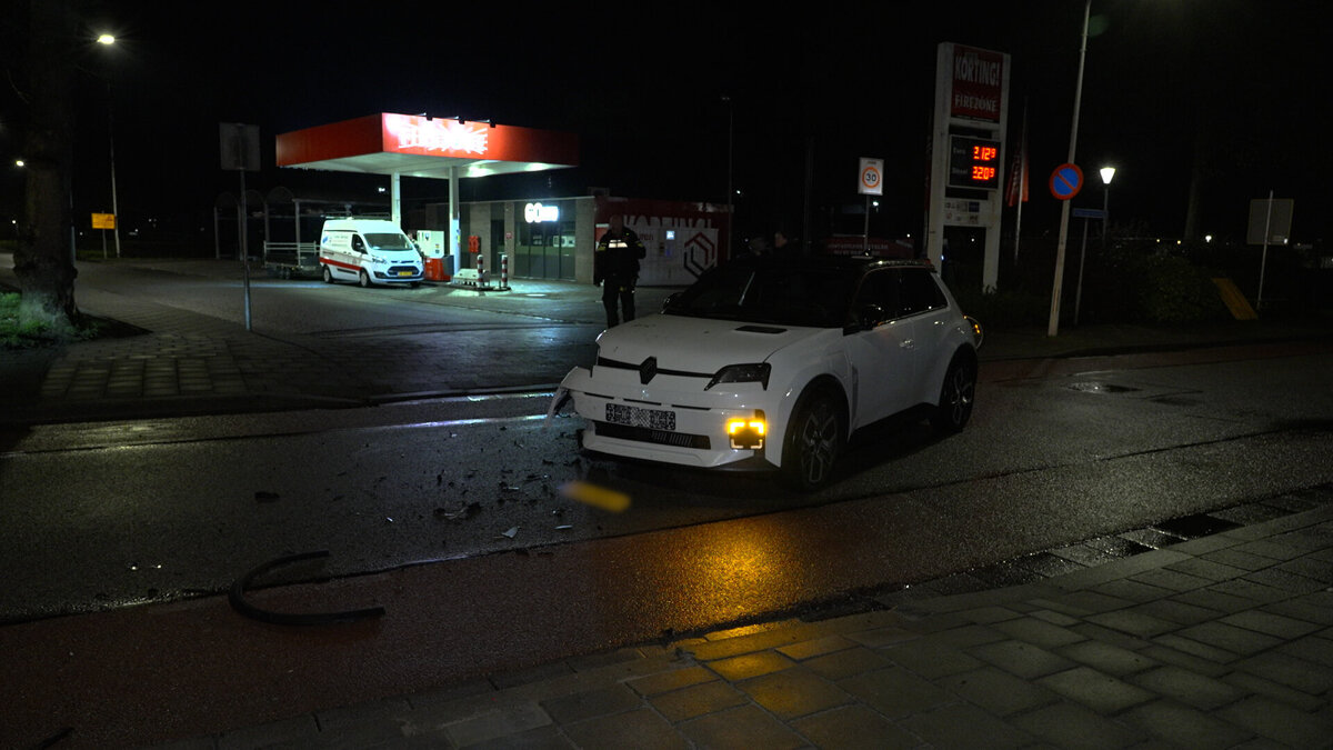 2026.03.10 Letsel Bellamystraat Frederik van Eedenstraat.00_00_07_15.Still003.jpg