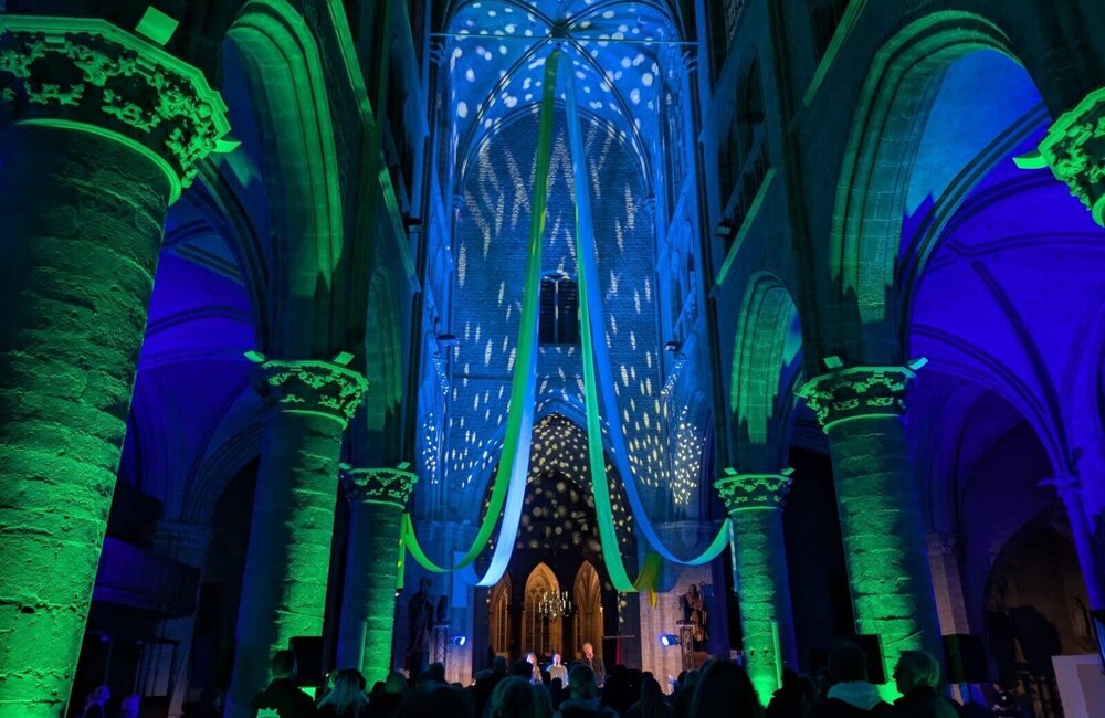 Popmonument x Vestrock_1.jpeg