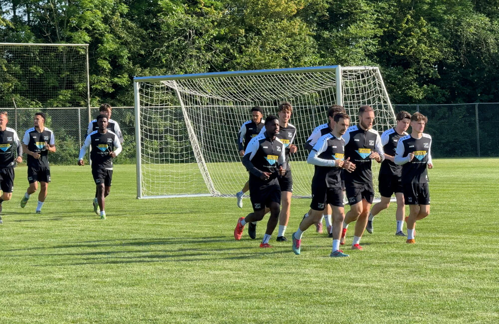 Warming-up HSV Hoek - ©Omroep ZVL