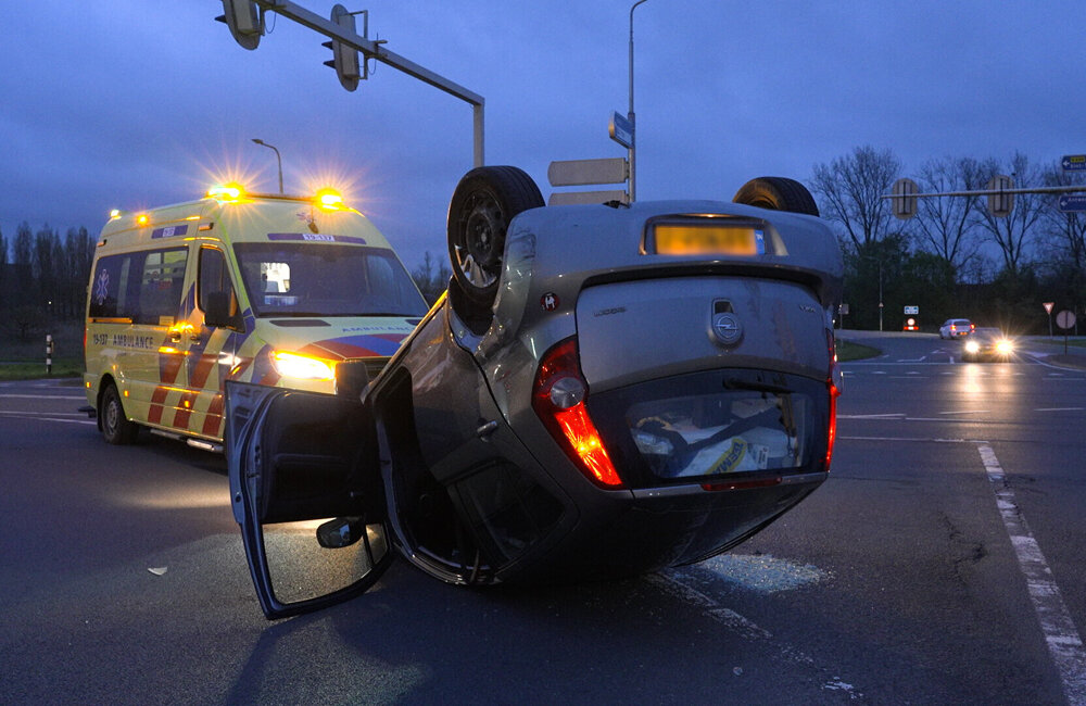 2026.04.03 Ongeval kruising St Jansteen en Aardenburg.00_00_10_36.Still002.jpg