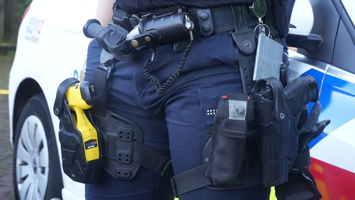 Archief_112_Politie koppel agent_1.JPG