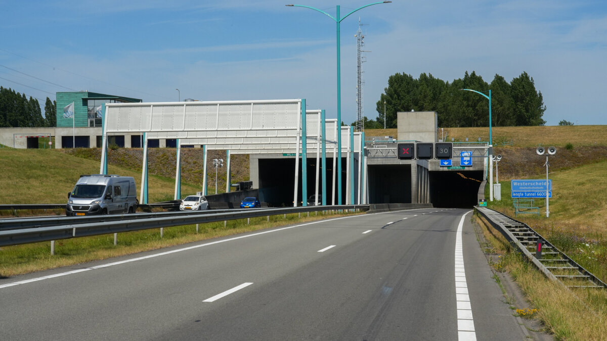 Archief_Westerscheldetunnel Ingang1