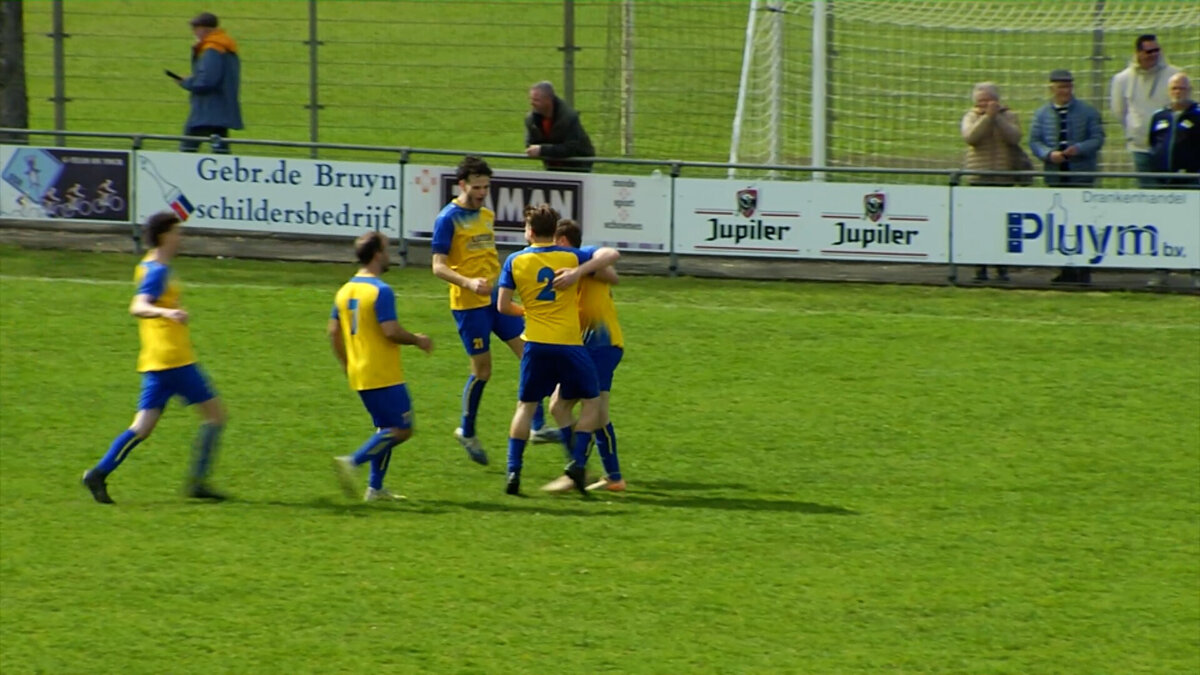 Derby Steen - HVV 3.jpg