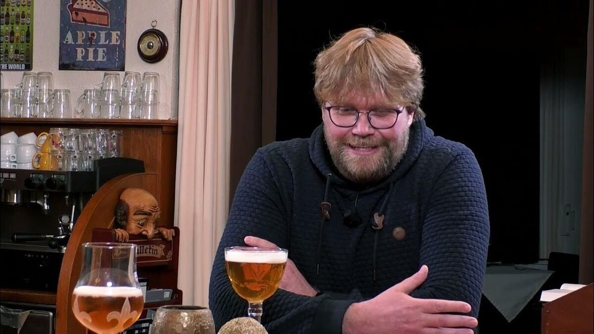 MjZAlRCbYmaxCTjiqA9iIRVjVdVzvCCRNeCNDfu4.jpg