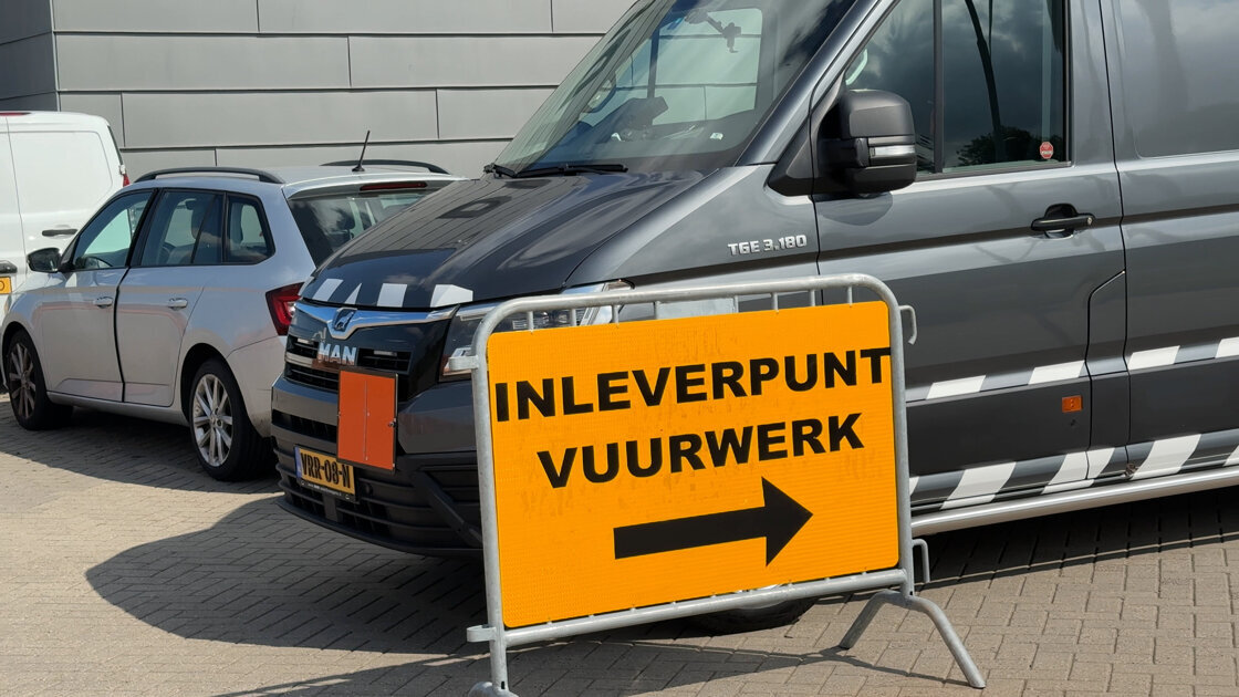 Eerste vuurwerk mondjesmaat ingeleverd