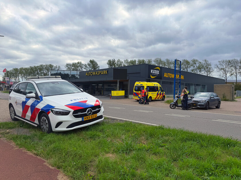 Scooterbestuurder gewond na aanrijding in Terneuzen