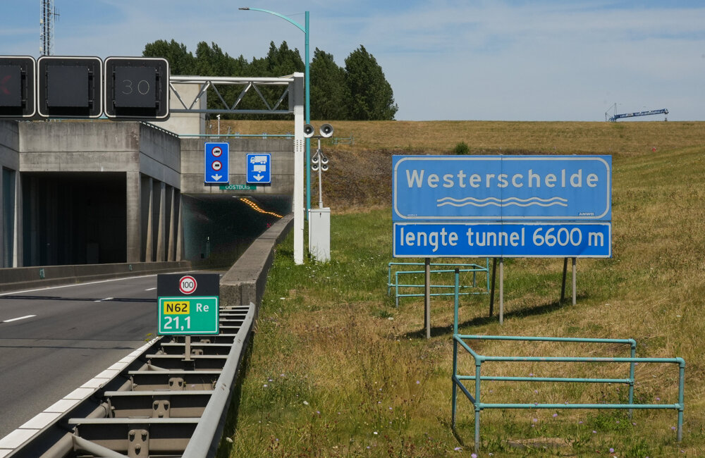 Archief_Westerscheldetunnel Ingang5