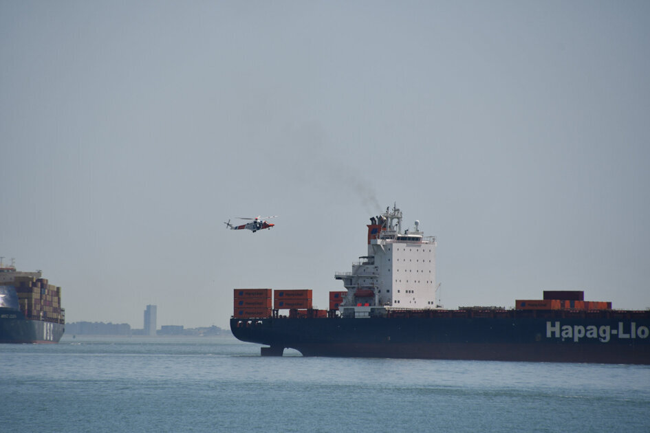 Persoon overleden na medische noodsituatie op vrachtschip Westerschelde