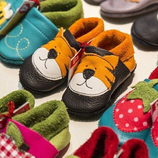 kinderkleding schoenen.jpg