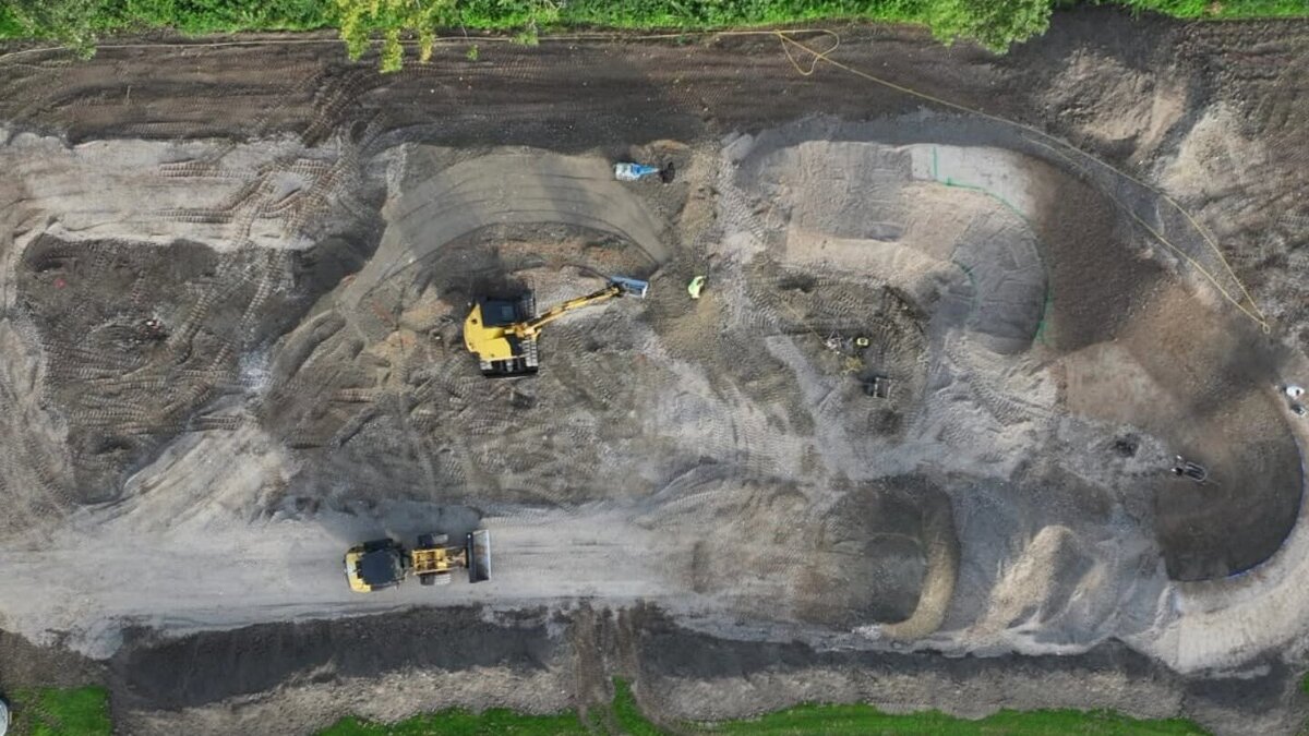 Bouw pumptrackbaan Nieuwvliet begonnen (1)