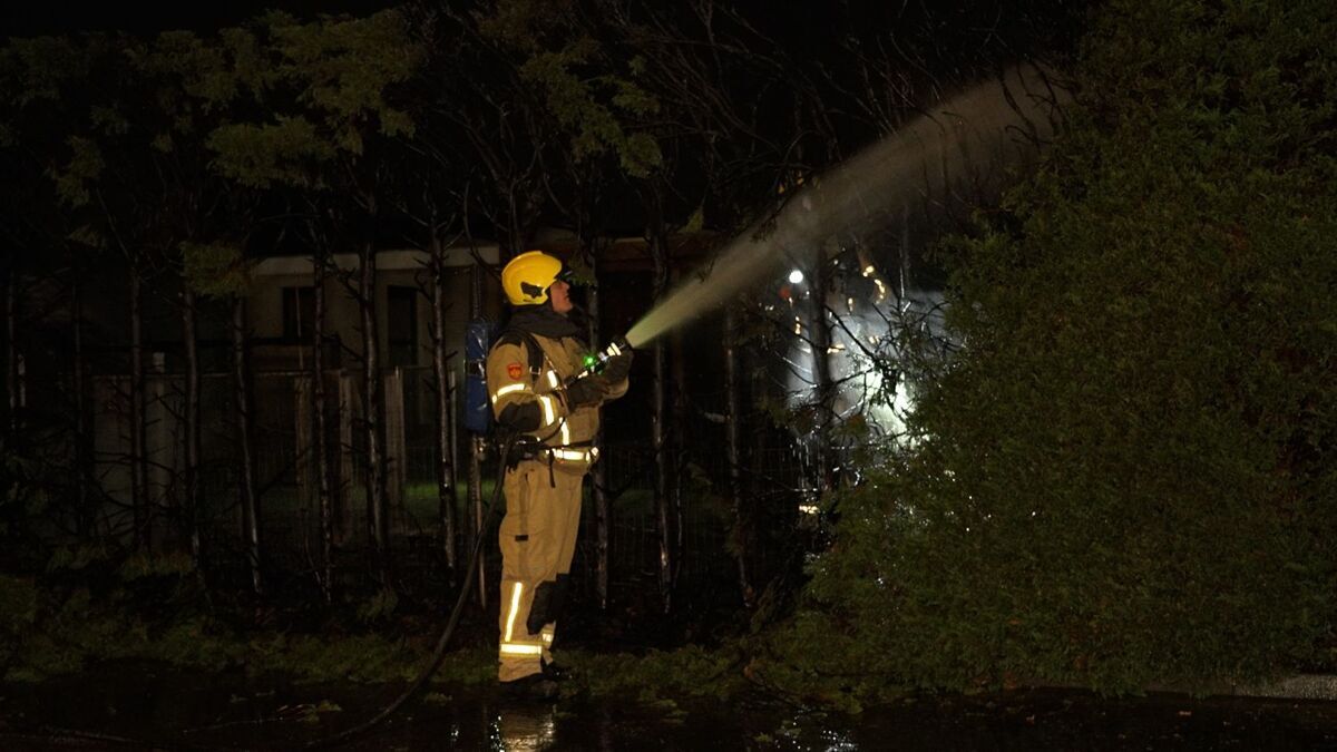 Brandweer blussen.jpg