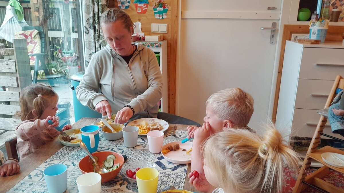 dubbelfeest theetuin Koewacht (3).jpeg