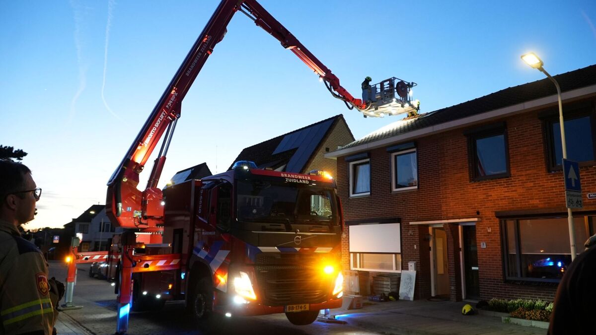 Schoorsteenbrand Mecklenburgstraat Axel_4.JPG