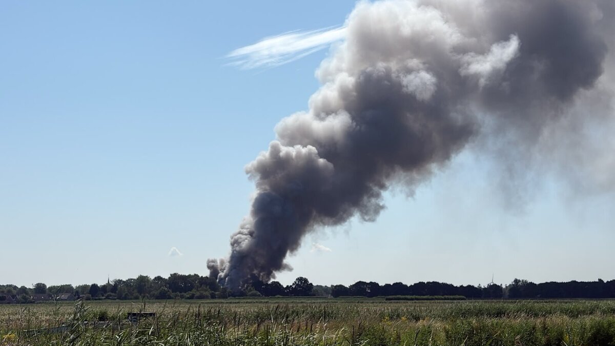 Grote brand in stal Clinge - ©Wouter Buijs