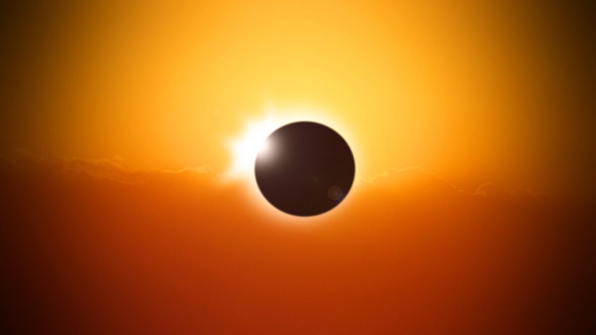 vishnu_kv-solar-eclipse-2575133