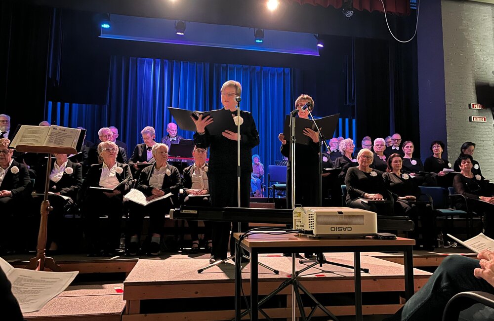 benefiet pater swinne de halle axel.jpeg