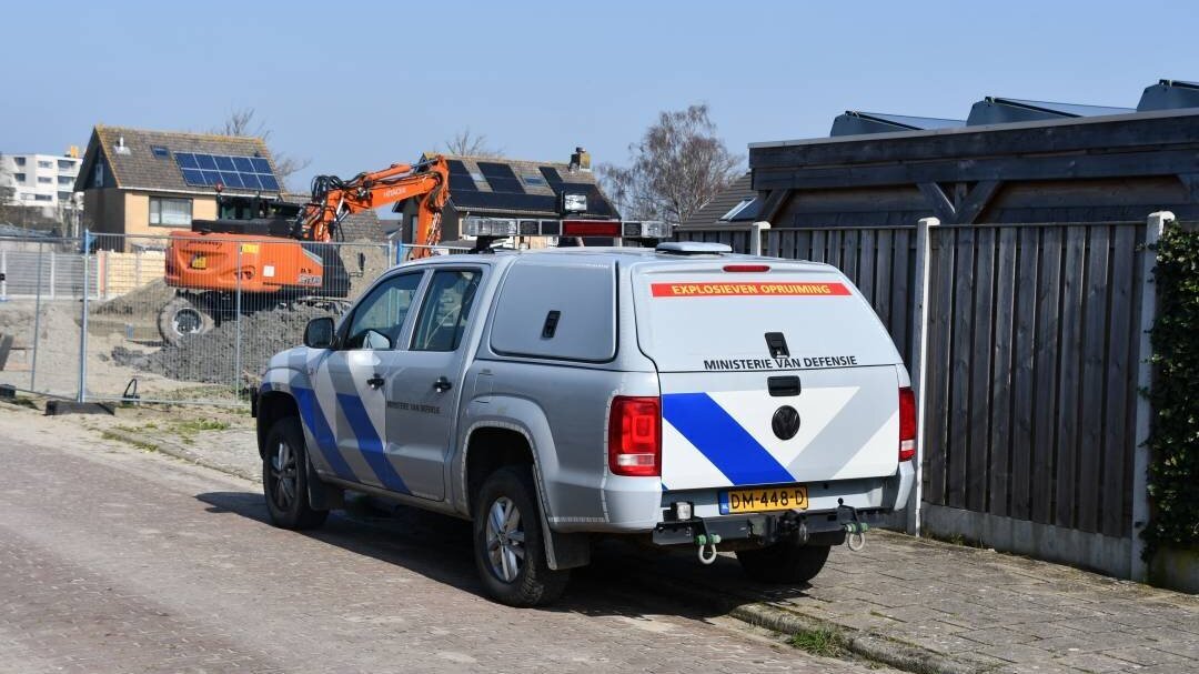 Vliegtuigbom Breskens.jpg