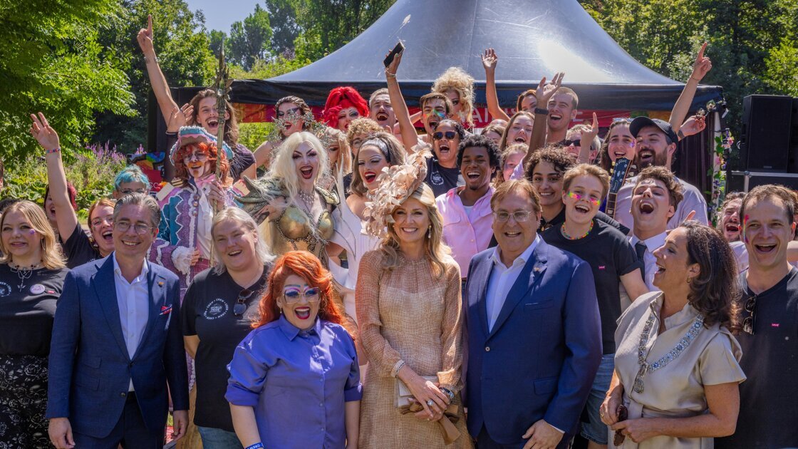 Drag artist uit Zuidzande opent World Pride met Koningin Máxima