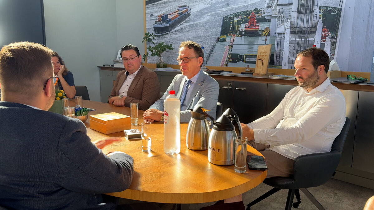 De nieuwe wethouders tijdens het persmoment - ©Omroep ZVL