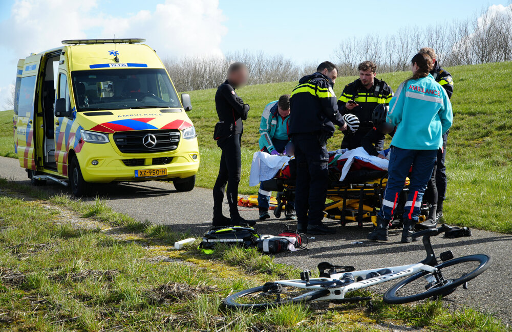 Letsel op zeedijk bij Griete_3.jpg