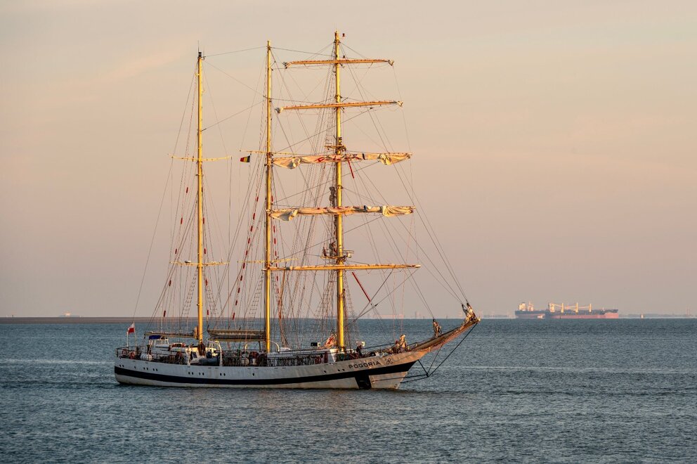 Tall Ships - Eugene Kruisse 11