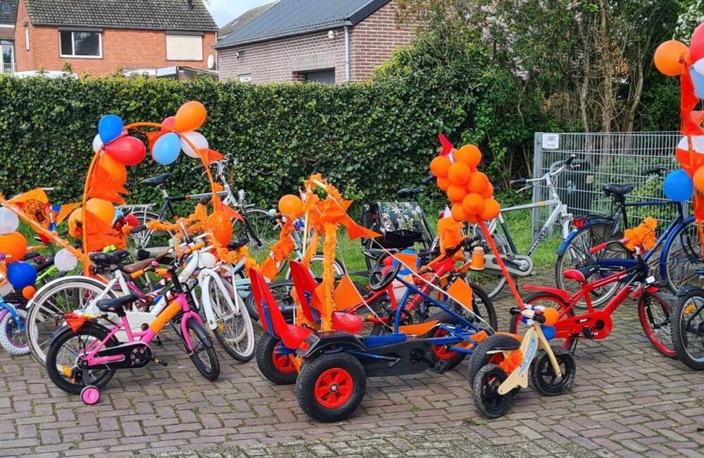 Koningsdag fietsen.jpg