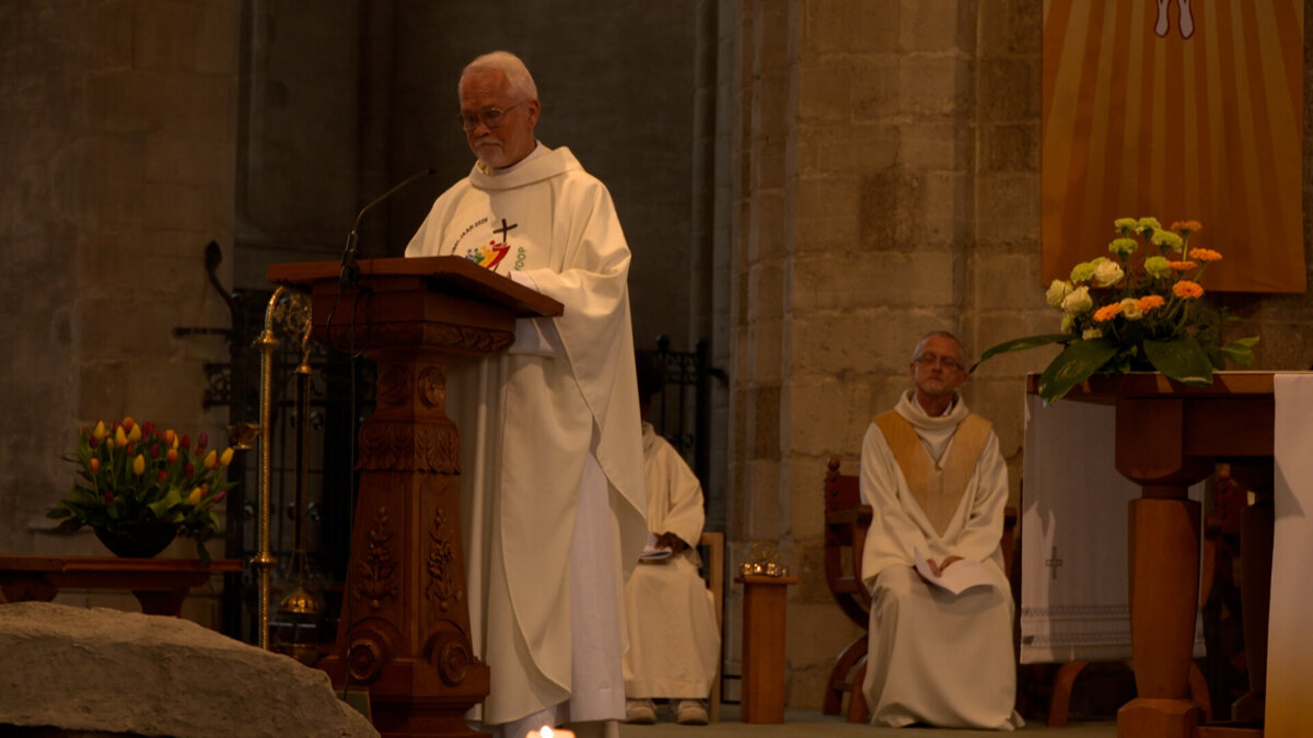 Archief_Hulst_Basiliek_Pastoor Wiel Wiertz_WB