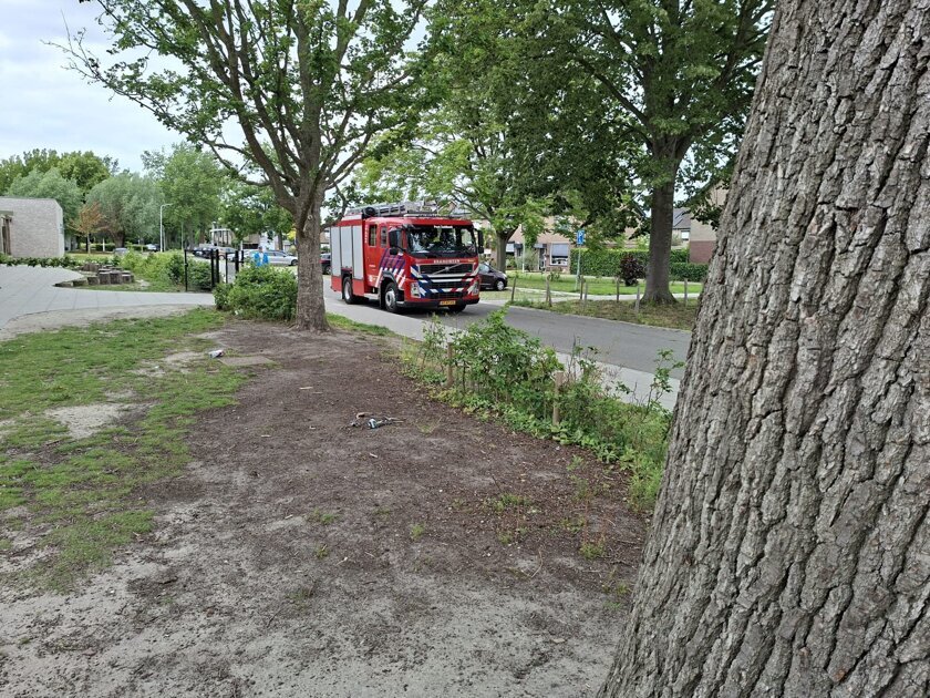 Meisje vast bij basischool Terneuzen, brandweer schiet te hulp