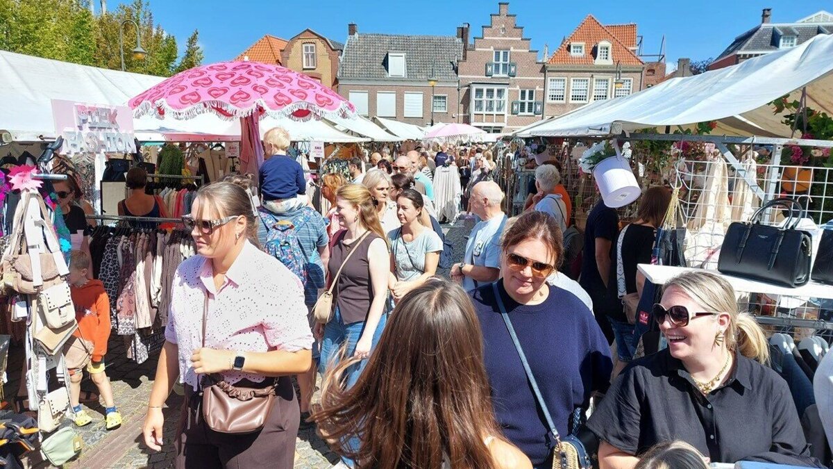 Ibizamarkt Hulst2