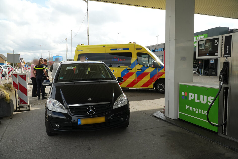 Fietser aangereden tijdens oversteken op Gentsevaart Kapellebrug