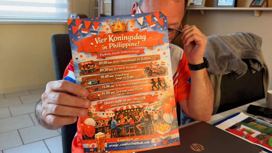 Tegen de stroom in: Dartvereniging Philippine richt nieuw oranjecomité op