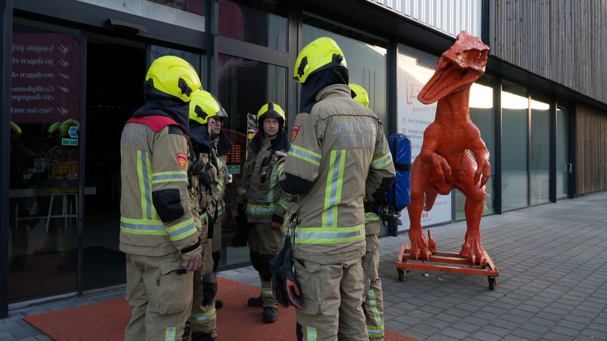 brandgerucht Depot Zeven_2.JPG