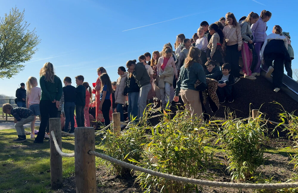Opening groen schoolplein Clinge - ©Omroep ZVL.jpg